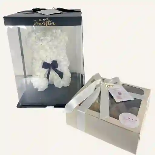 Caja X 16 Fresas Con Chocolate Mas Oso De Rosas Eternnas Color Blanco