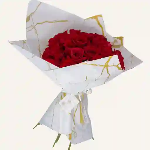 Bouquet En Espiral De Rosas Rojas X 24 Papel Blanco Marmolizado