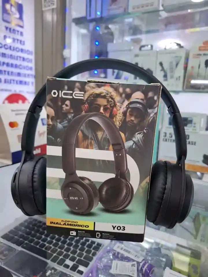 Diadema Inalambrica Bluetooth 5.0- 14 Metros 5.0 Radio Fm Botones Controles Volumen Y Otros
