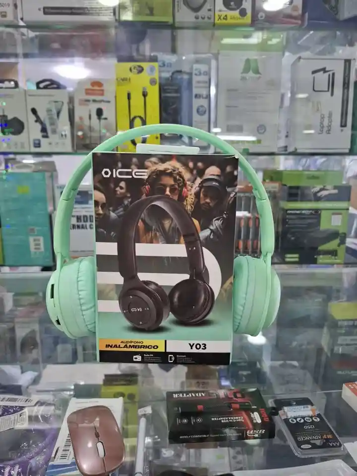 Diadema Inalambrica Bluetooth 5.0- 14 Metros 5.0 Radio Fm Botones Controles Volumen Y Otros