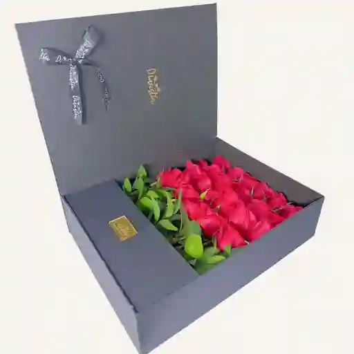 Libro Negro De Lujo X 24 Rosas Rojas Exportacion Co