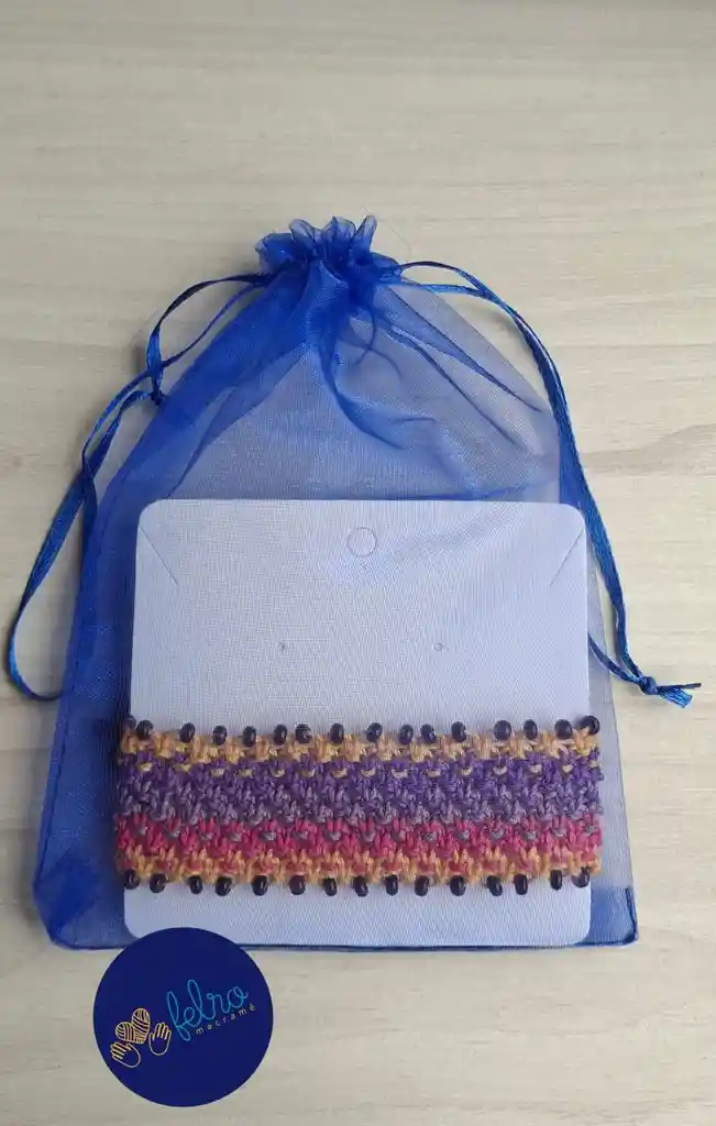 Pulsera Tejida En Macramé En Nudo Plano- Aurora Mística