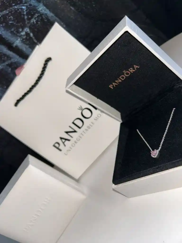 Collar Corazon En Relieve Pandora