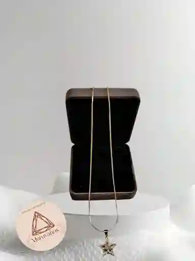 Cadena De Estrella En Oro Golfi