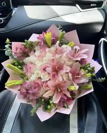 🌸 Ramo “encanto Rosado”