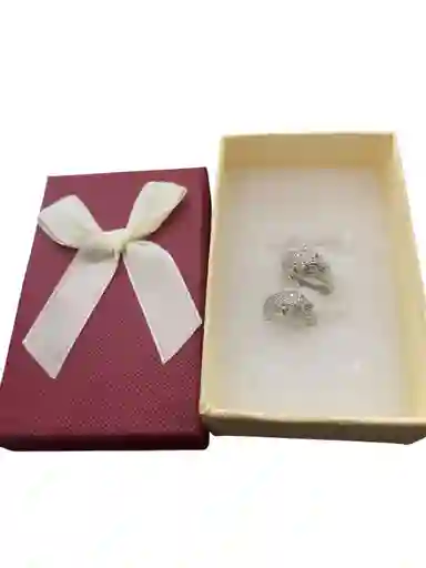 Aretes Tipo Candonga Mediana Forma De Animal Con Piedras En Cover Gold