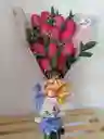 Ramillete De Rosas Color Pastel Con Personaje Tipo Llavero