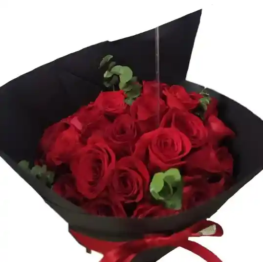 Ramo O Bouquet Redondo De 12 Rosas Rojas