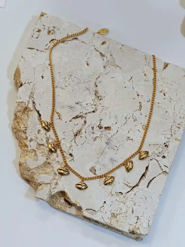 Collar Besos Robados