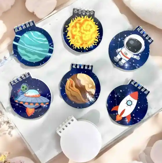 Mini Libreta Astronauta Hoja Blanca.