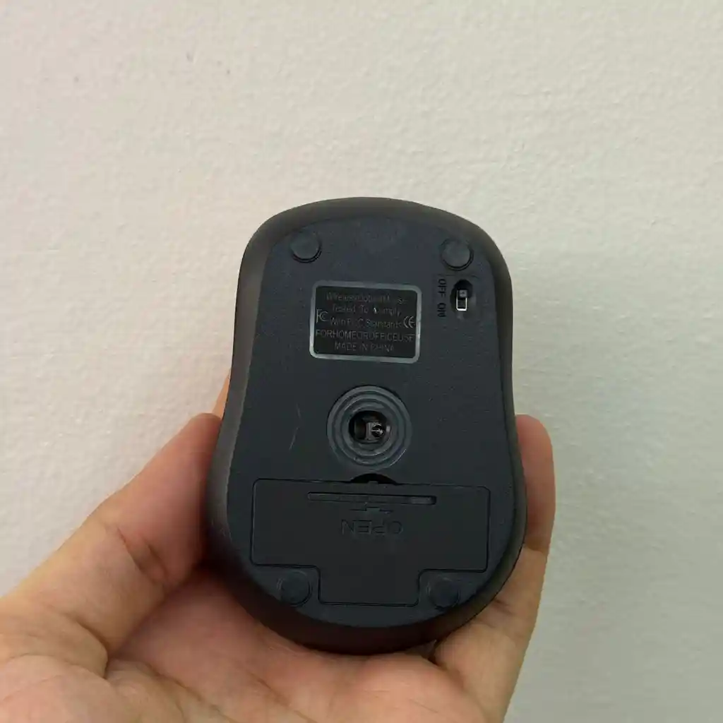 Mouse Inalambrico / Diseño Ergonomico / Receptor Usb / Batri