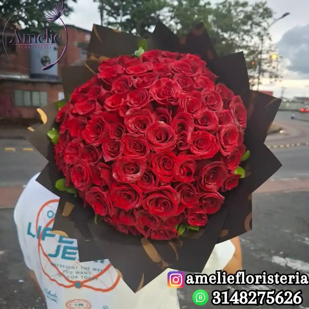 Ramo Buchon De Rosas