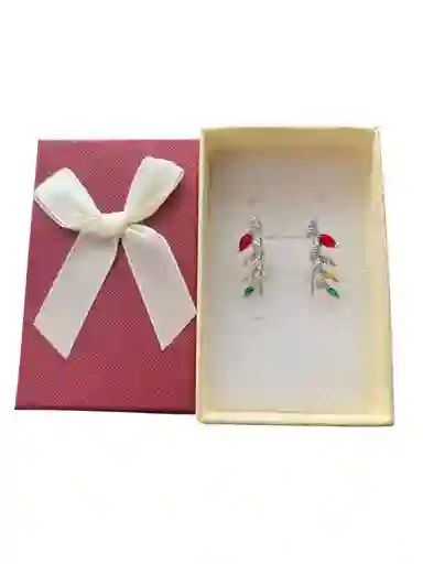 Aretes Tipo Pasante Delgado Diseño De Hojas Con Piedras En Cover Gold