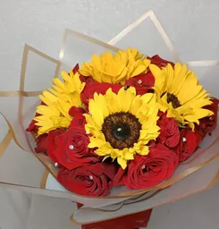 Ramillete Girasol Y Rosa