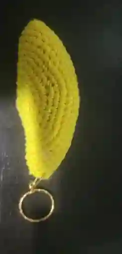 Llavero Artesanal De Arepa De Huevo En Crochet - Causa Social Por La Fundación Sonrisas De Vida