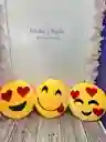 Peluche Emoji Carita Enamorada