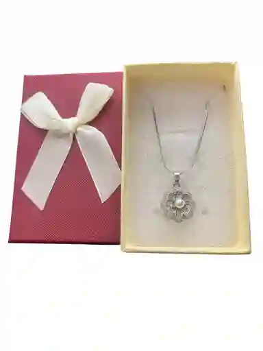 Cadena Con Dije Antiestres Diseño De Flor En Acero