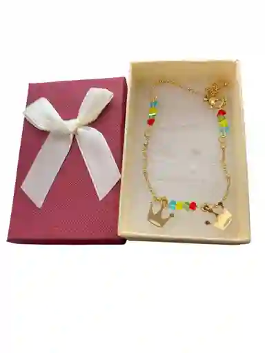 Tobillera Diseño De Coronas Y Corazones De Colores Pequeños En Cover Gold