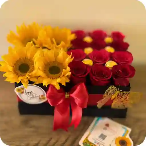 Caja Mini De Rosas Con Chocolates Ferrero & Girasoles