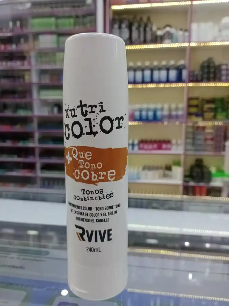 Tono Sobre Tono Cobre