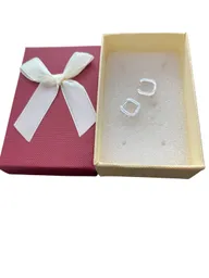 Aretes Tipo Candonga Pequeña Cuadrada Con Piedras En Plata