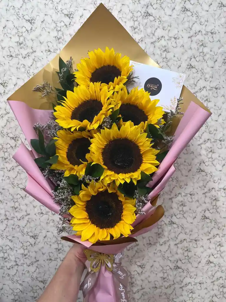 Ramo De 6 Girasoles En Escalera