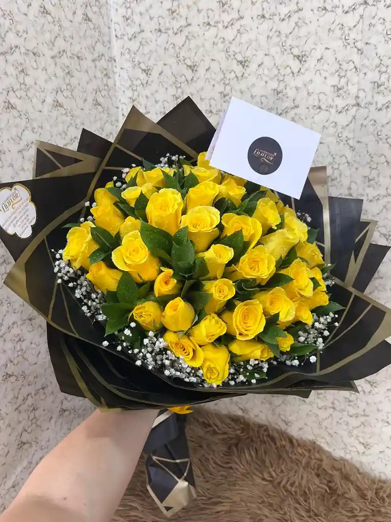 Ramo 36 Rosas