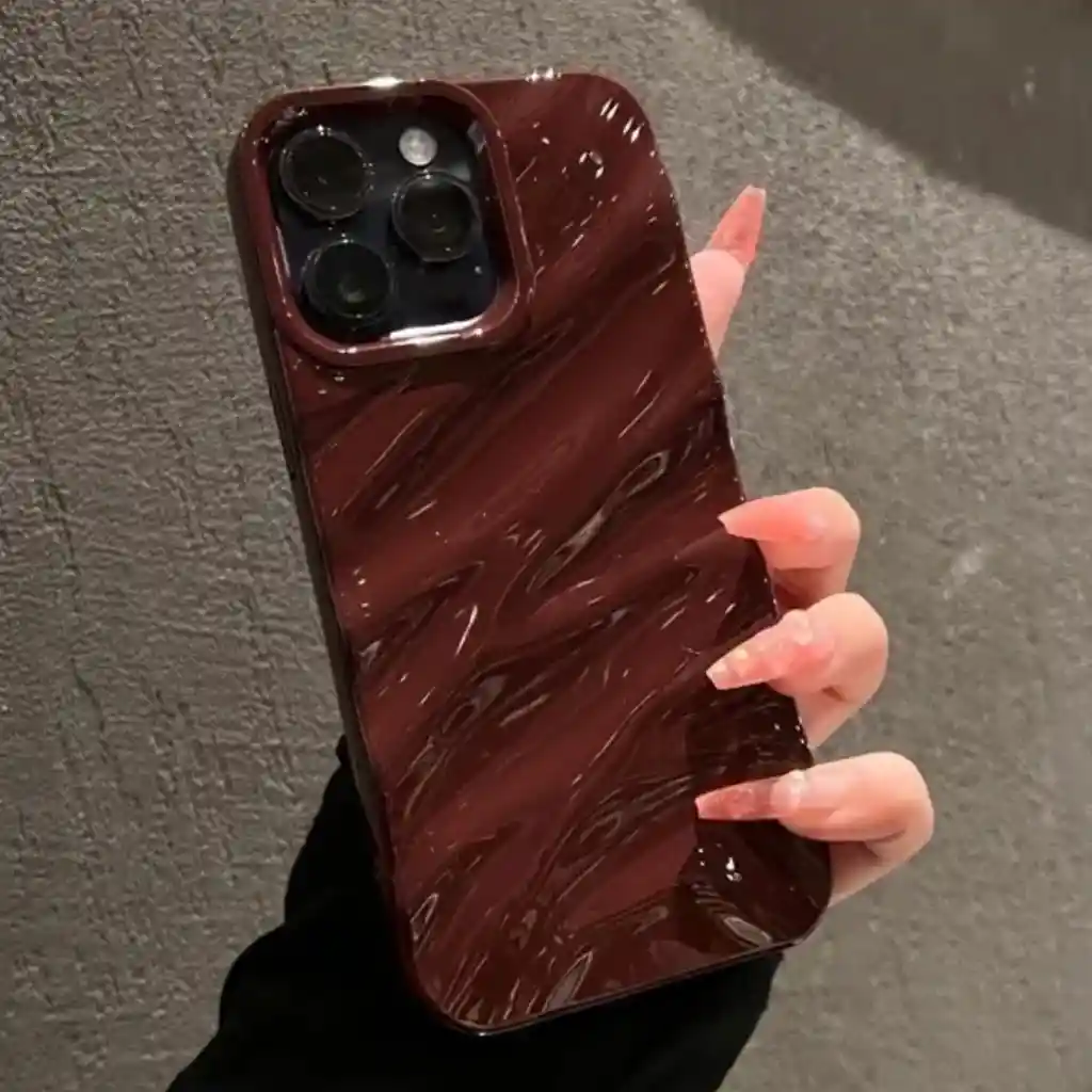 Estuche Ondulado Vino Iphone 15 Pro