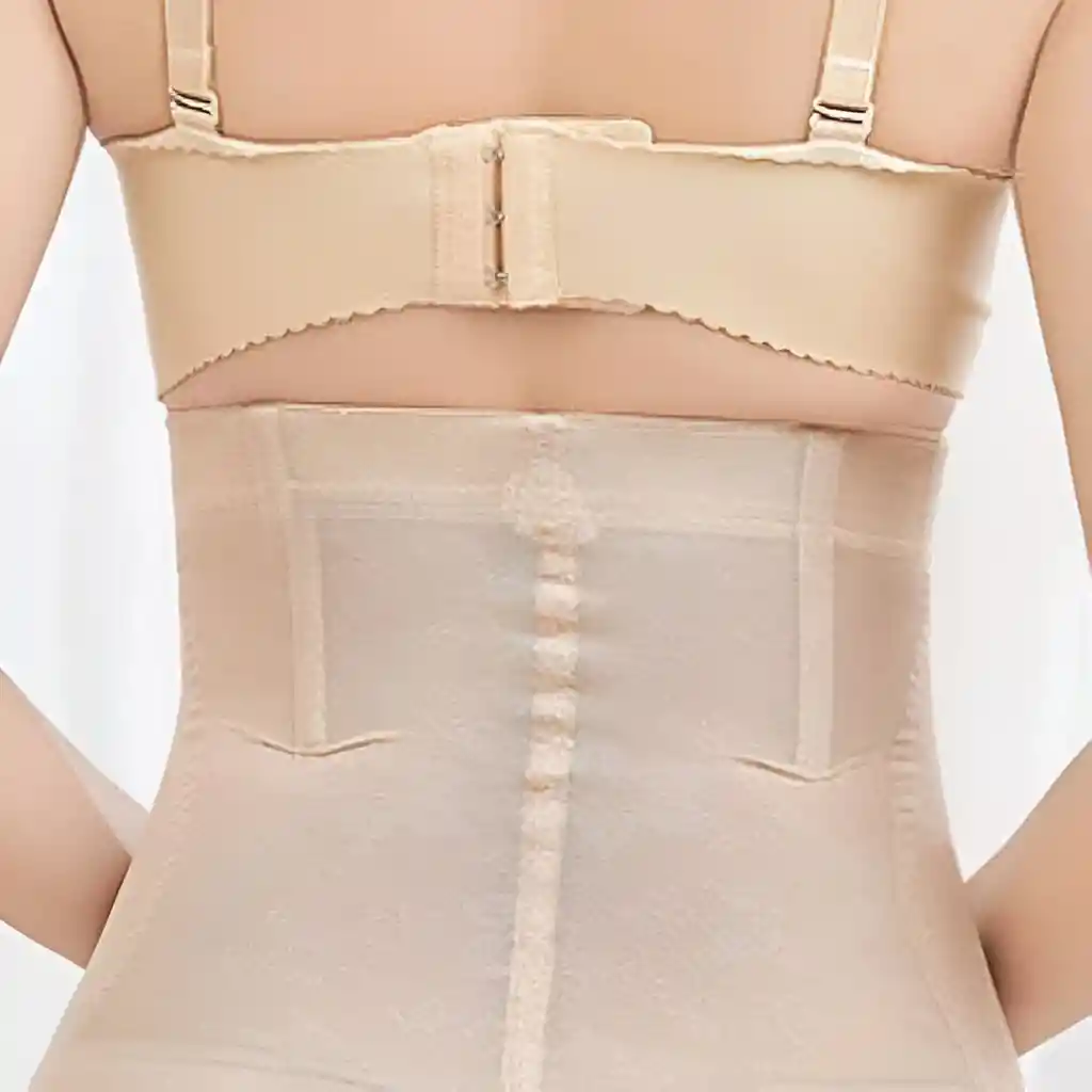 Faja Panty De Alta Compresión Con Encaje Y Broches Frontales