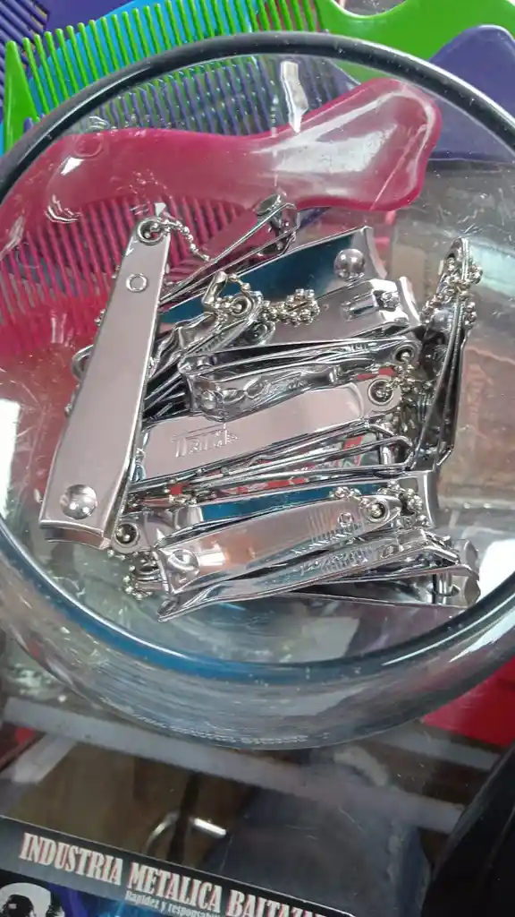 Corta Uñas