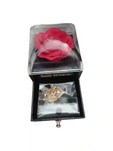 Cofre Pequeño Con Collar