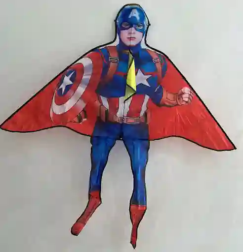 Cometa Pajaro Grande Personajes