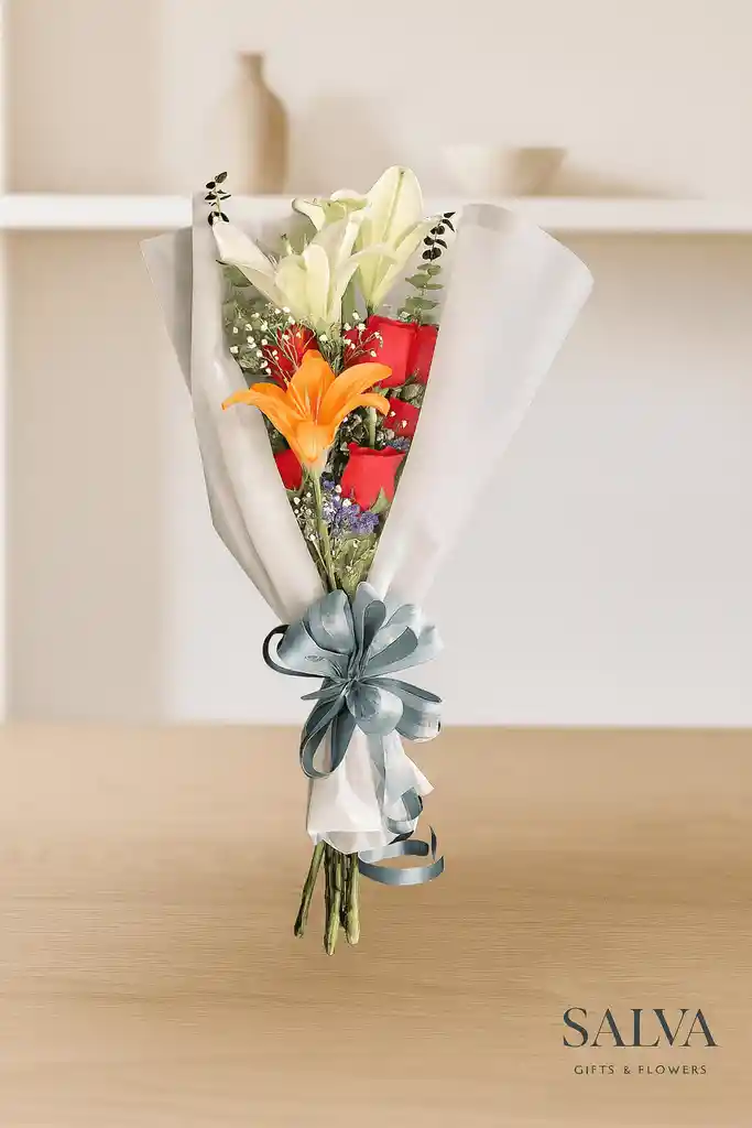 Bouquet Lirios Y Rosas Rojas