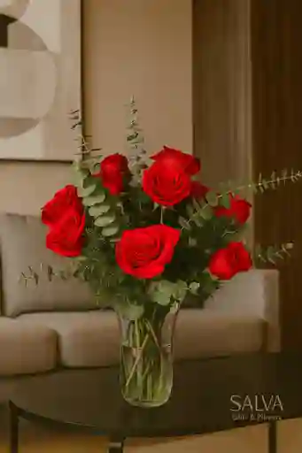 🌹 Florero Premium Con 12 Rosas Rojas