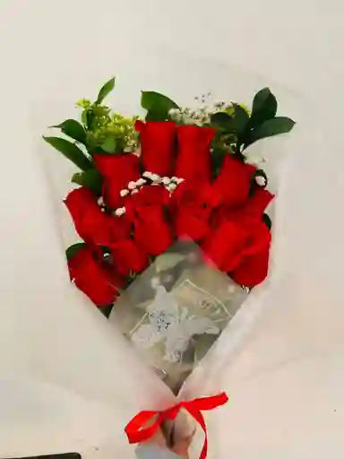 Ramo O Bouquet Alargado De 12 Rosas