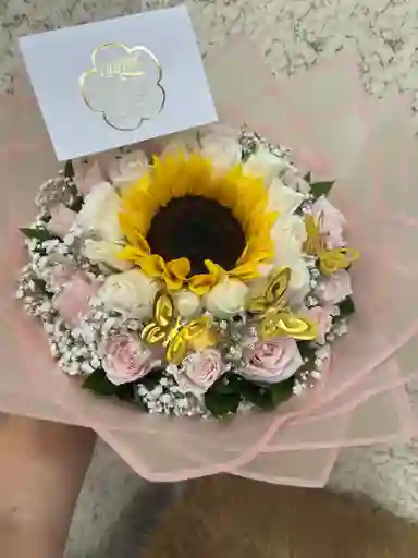Ramito Girasol Y 24 Rosas