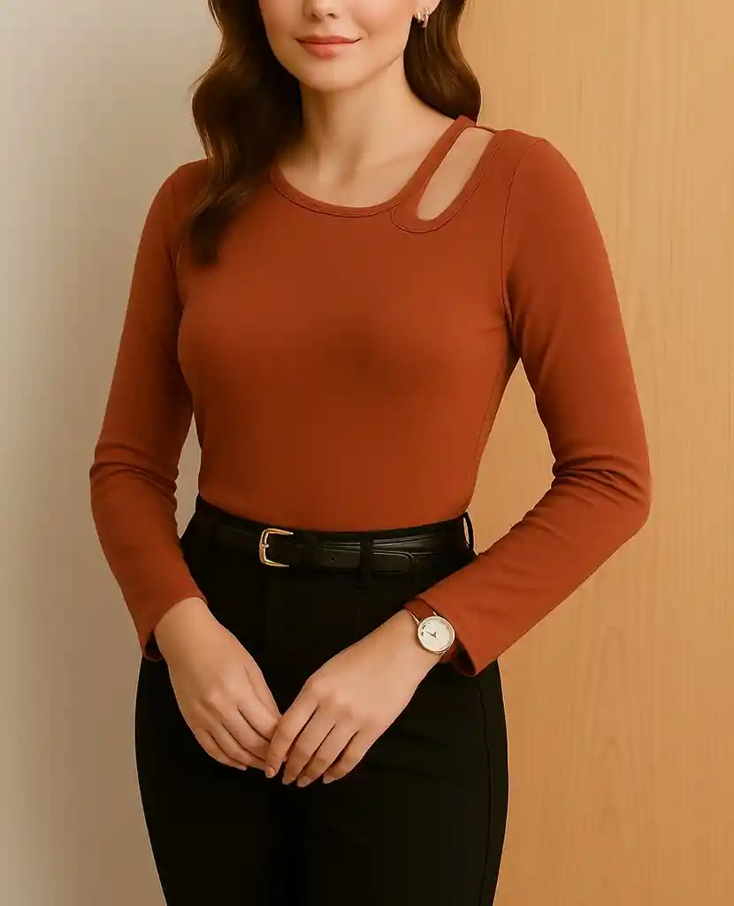 Blusa Asimétrica Cut Out