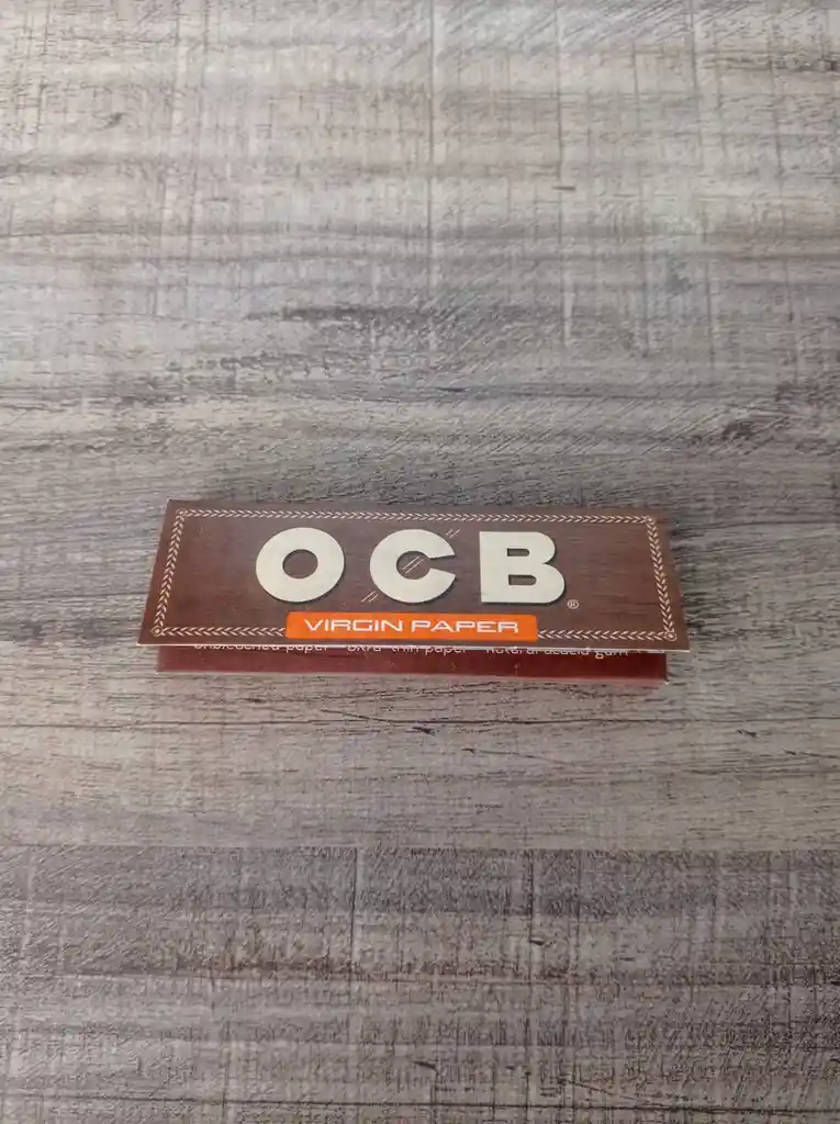 Cueros Ocb - Virgin Paper X50 - Combo Relleno De Magia Verde