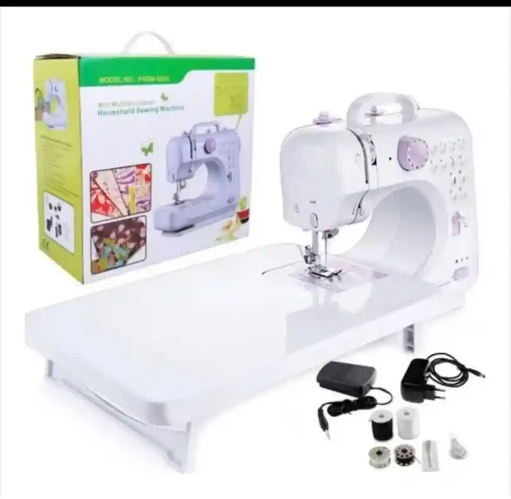 Maquina De Coser Con Mesa