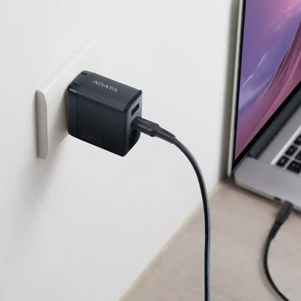 Adata Cargador 65w Negro - 2 Puertos Usb Tipo C - 1 Puerto Usb Tipo A + Cable De 2 Metros Tipo C