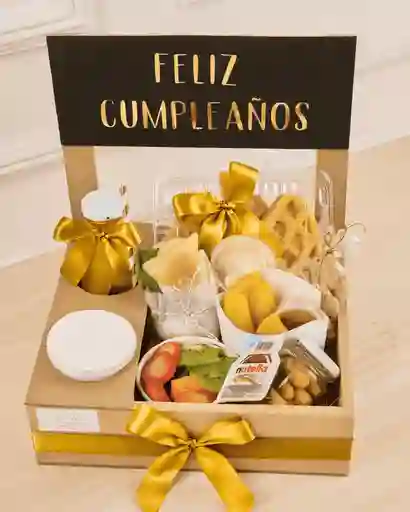 Desayuno Colombiano Dorado, Sorpresa, Elegante Y Delicioso Feliz Grado