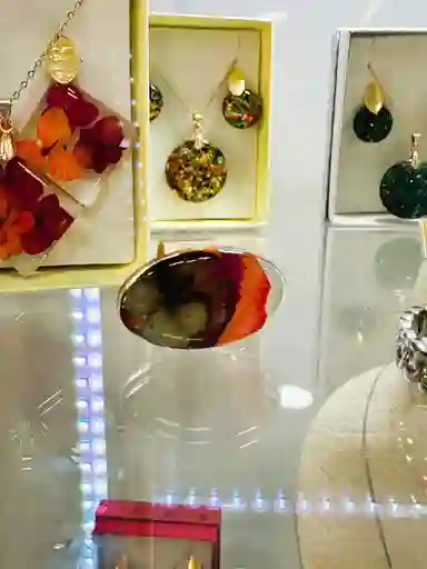 Anillo Arte Resina Ovalado