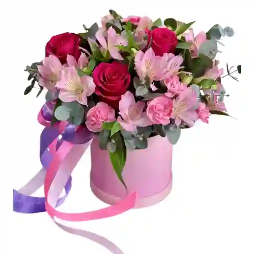 Flores De Rosas Y Astromelias En Caja