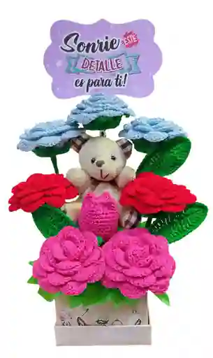 Arreglo De Flores Eternas Detalles Sorpresa Tejidos A Mano