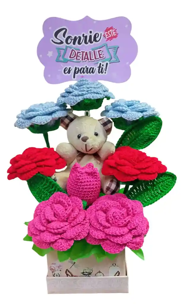 Arreglo De Flores Eternas Detalles Sorpresa Tejidos A Mano
