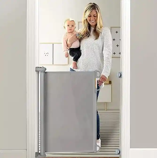 Puerta Retráctil Seguridad Bebe Mascota Extensible Gris 1.8 Mts
