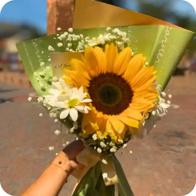 Bouquet Mini De Margaritas & Girasol