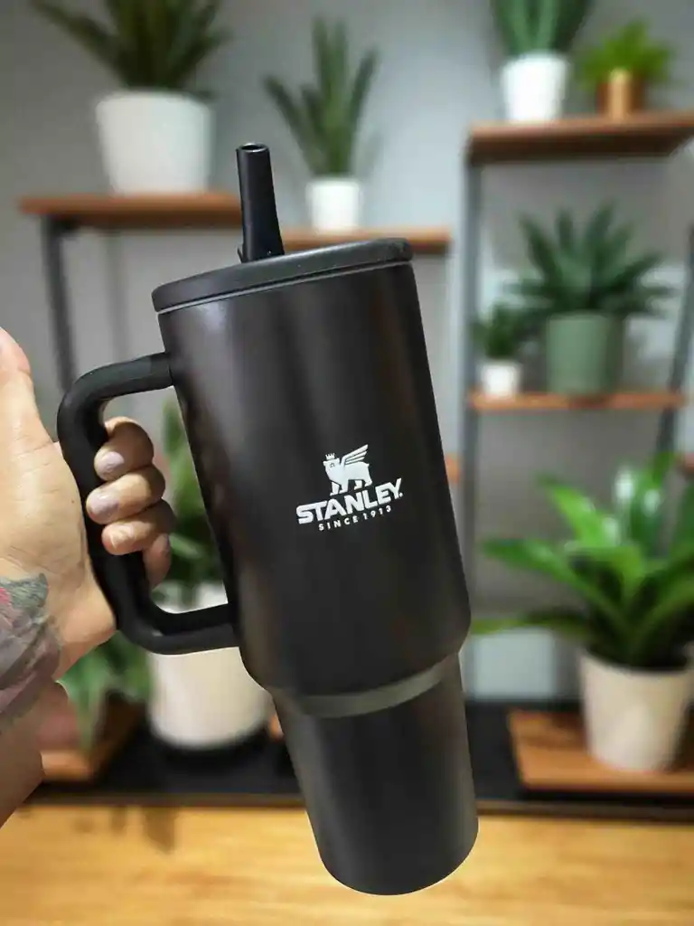 Termo Tipo Stanley 40 Oz - 1.2 Litros | Acero Inoxidable *negro*