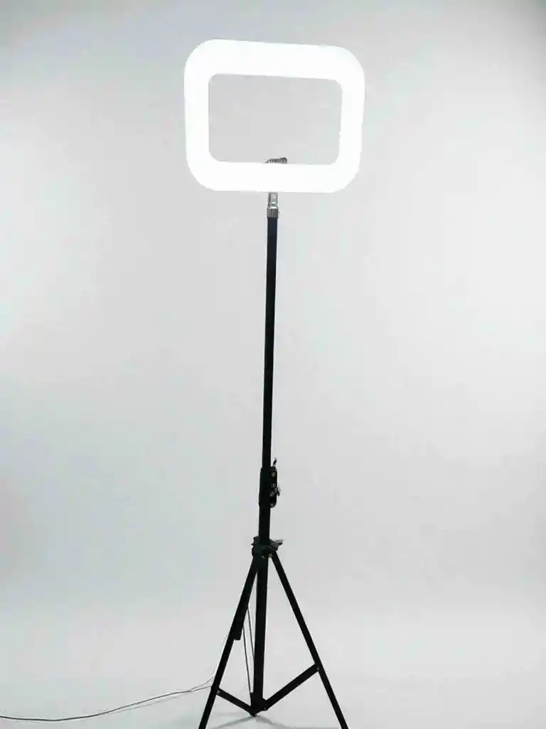 Panel Led Recargable 30cm + Tripode De 2m
