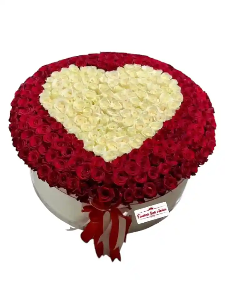 Hermoso Cilindro De Rosas Grande